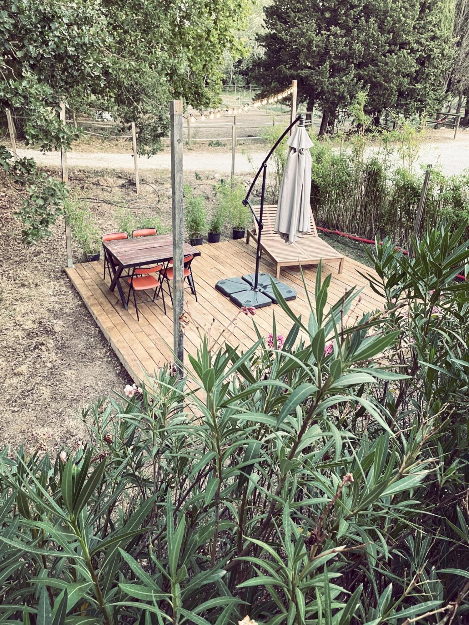 Appartement A La Campagne Л'Иль-сюр-ла-Сорг Экстерьер фото